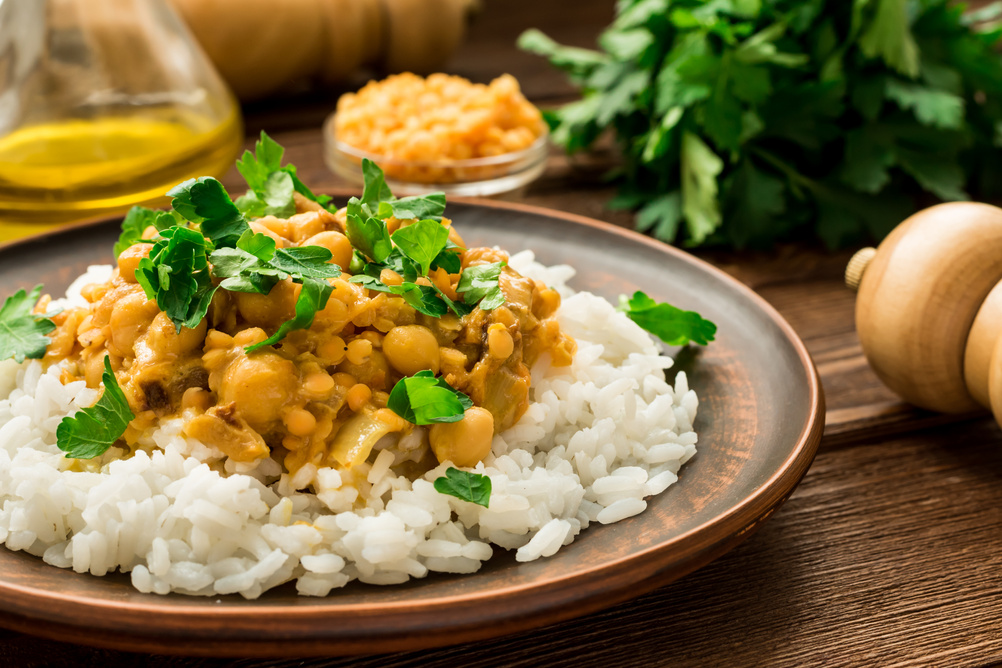 Vegetarian rice and vegan chickpea curry